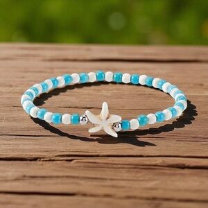 NWT Coastal Starfish Synthetic Turquoise Beaded Stretch Bracelet